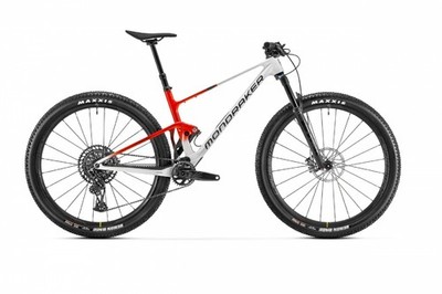 Mountainbike / Carbon XL / 500 mm Flame Rot Mondraker