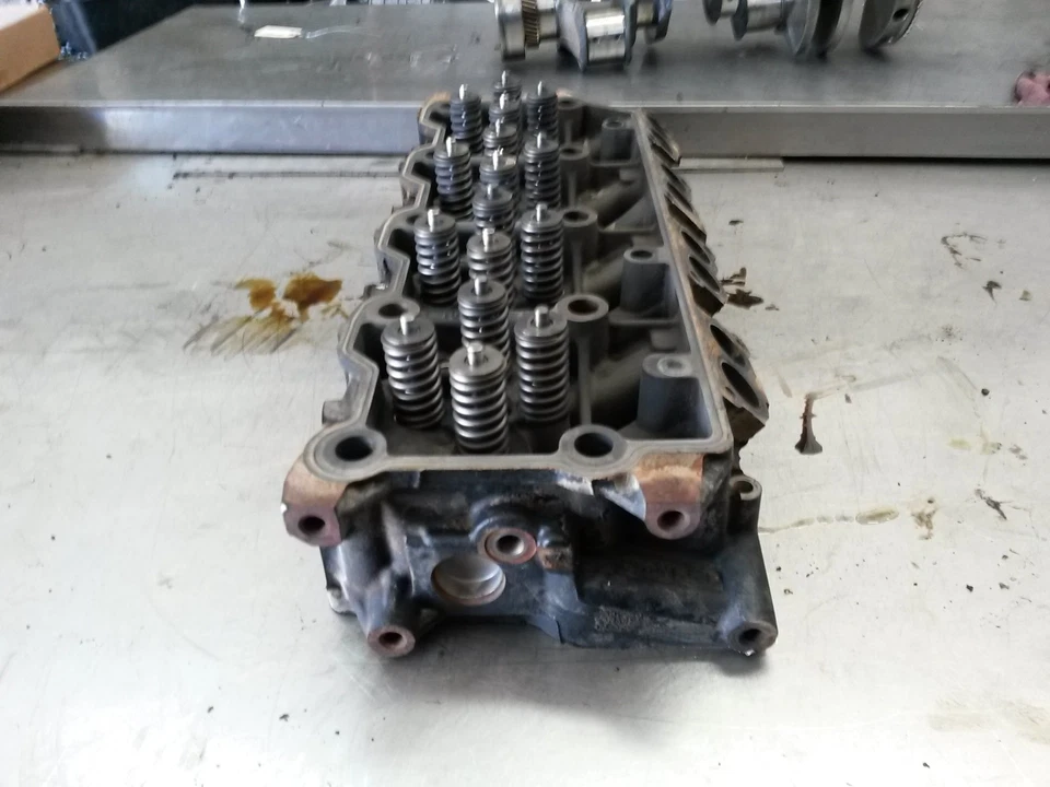 Culata derecha para 06-07 Ford F-350 Super Duty 6.0 1855613C1 Power Stoke D Foto 4 de 4