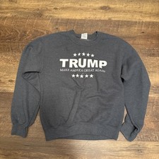 TRUMP Sweatshirt Make America Great Again Small