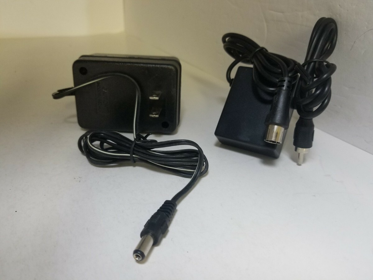 任天堂の、正規ライセンスAV電源タイプ NEW AC Power Adapter for 8 Bit NES Nintendo Console DC 9V 850 mA +