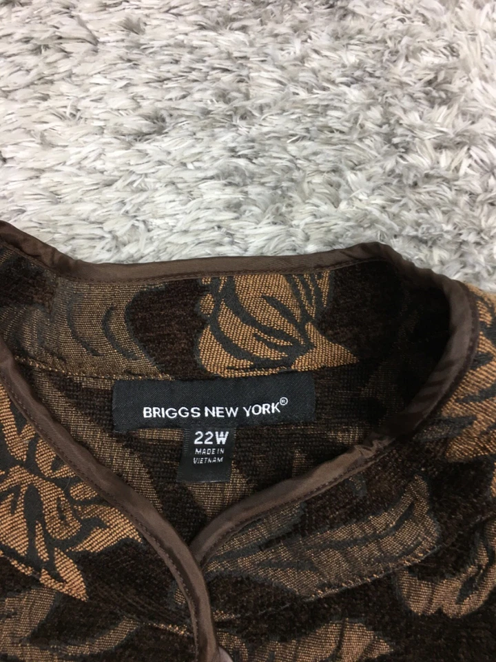 Chaqueta vaquera Life In Progress para mujer talla pequeña de gran tamaño azul con botones Foto 4 de 4