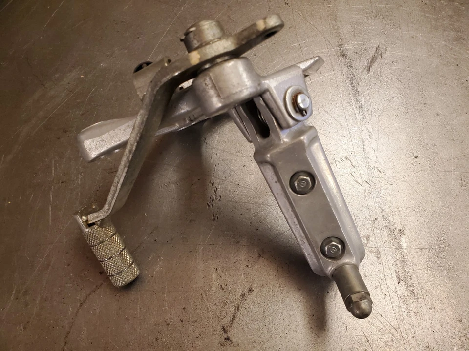 Juego de frenos de pie trasero derecho Honda CBR600F1 1987 1988 1989 Hurricane. Foto 2 de 4