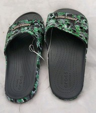 Mens Minecraft Crocs Size 12 EUC