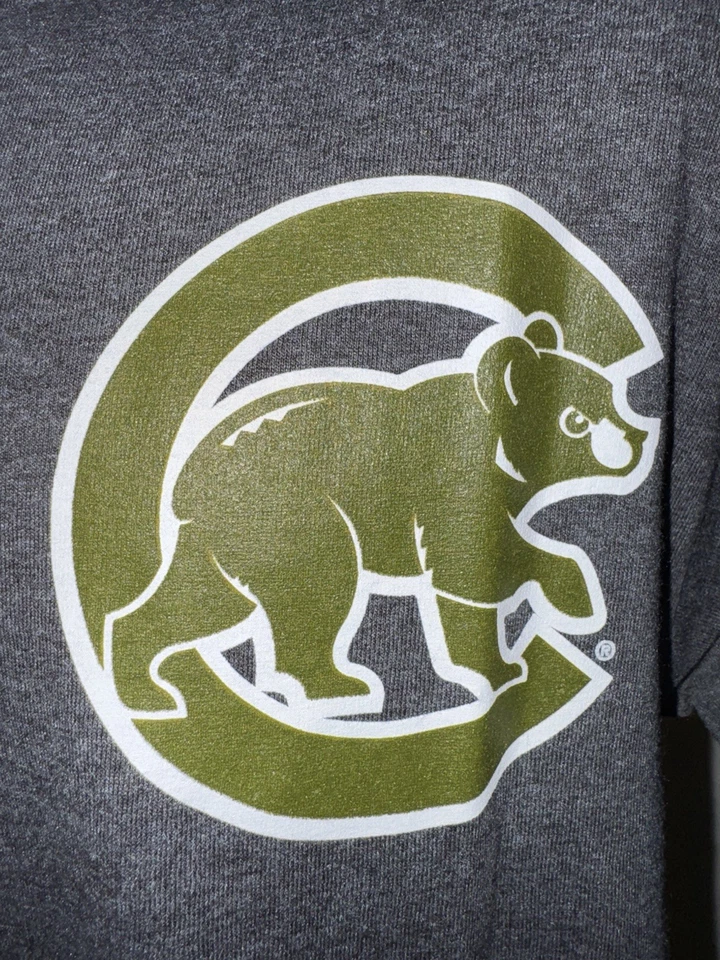 Мужская футболка игрока Majestic Chicago Cubs Anthony Rizzo No44 Memorial Day серая M новая с ценниками - Изображение 2 из 4