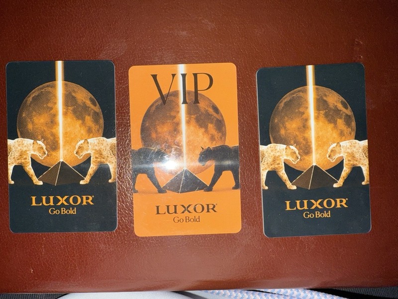 LUXOR VIP GO BOLD Resort Casino Las Vegas Hotel Souvenir Room Three Key Cards