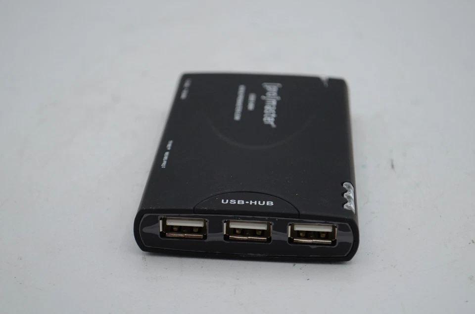 Lector de Tarjetas Universal Todo en Uno ProMaster - USB 2.0 (N), (Modelo 3484) Foto 3 de 4