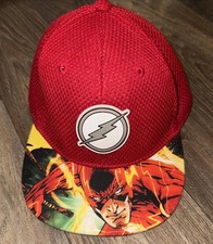 THE FLASH BASEBALL CAP GENUINE DC COMICS LOGO RED SNAPBACK