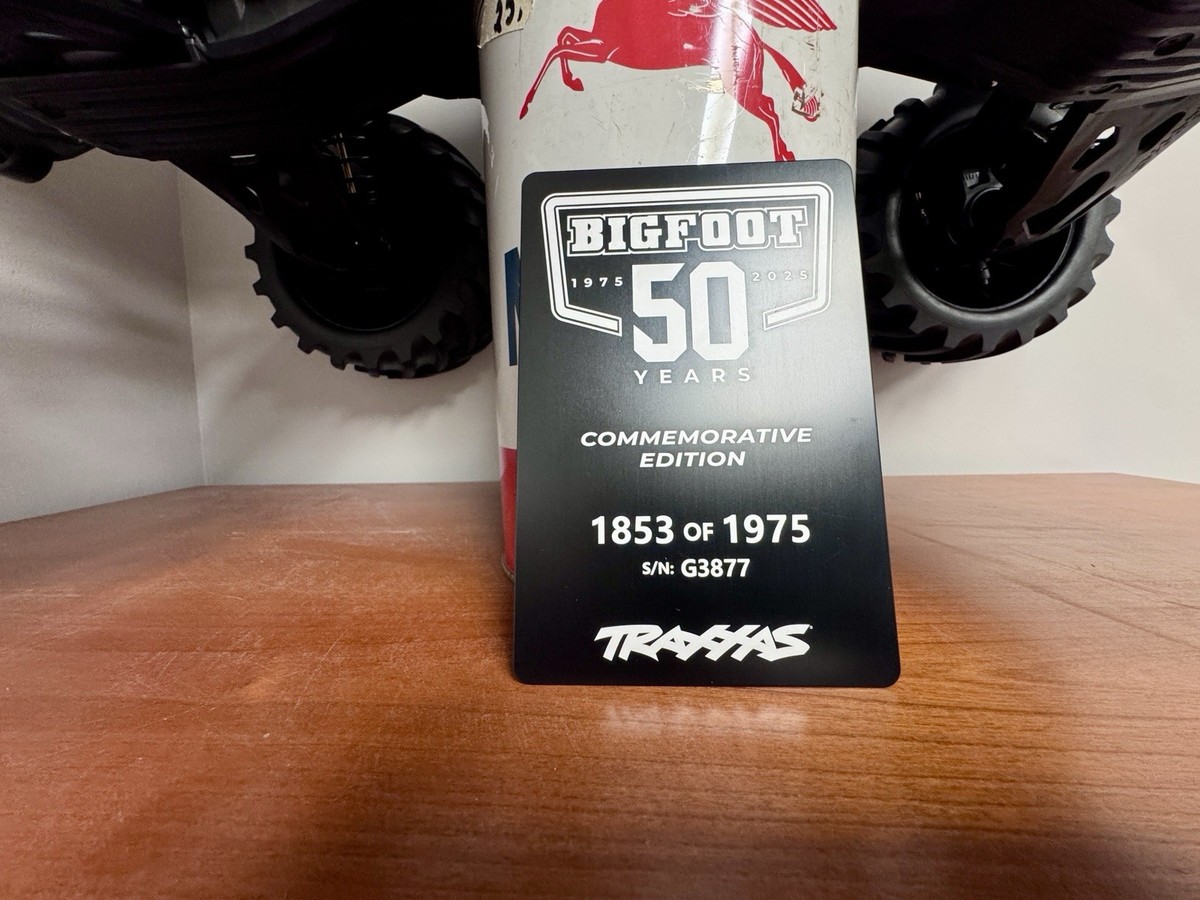 Traxxas Bigfoot 50 Years Commemorative Edition 1:8 Electric 4WD