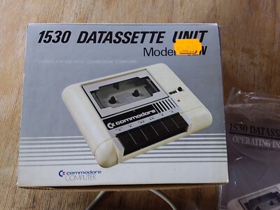 NEU : Commodore 1530 Datassette Model C2N Kassettenlaufwerke C64 128 VC-20..