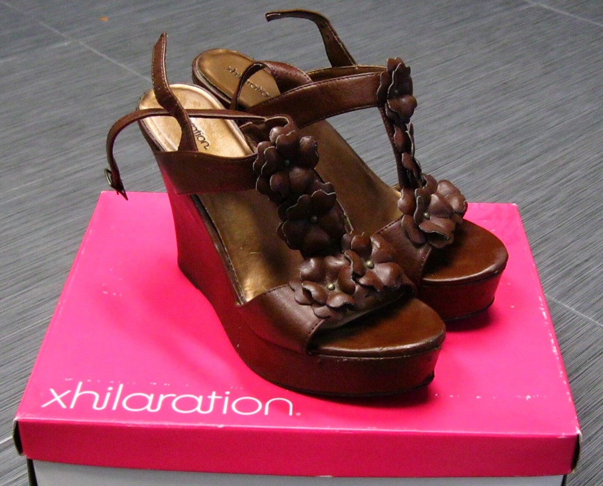 XHILARATION Tafia Cognac BROWN Womens Wedge Shoes High Heel