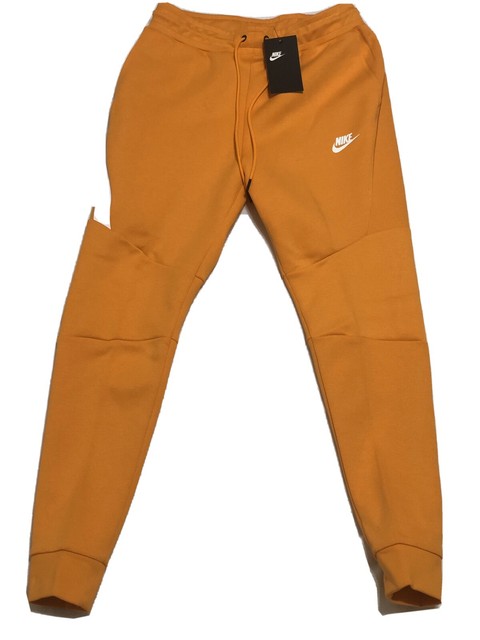 nike kumquat joggers
