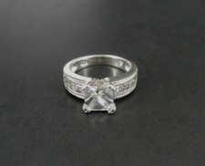 Ring Silver Square Solitaire  accent Stones Cubic Zirconia Sterling 925 Size 5