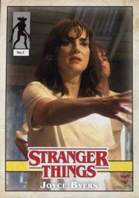 Stranger Things Upside Down Character Chase Card 7 Joyce Byers