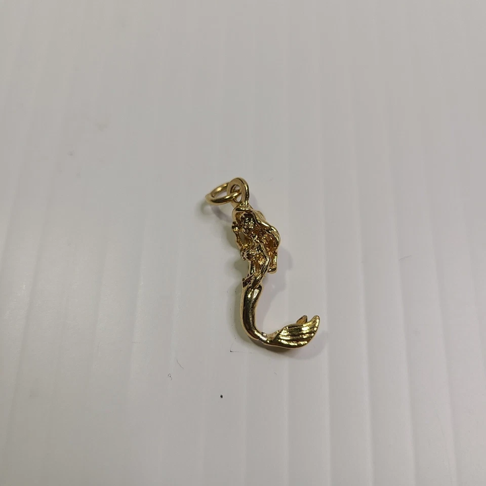 Lote de 5 Dijes Sirenita Disney - Ariel Tritón Úrsula Platija Sebastian Foto 4 de 4