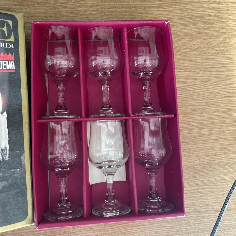 Verres à Champagne en Cristal de Daum, 1970s, Set de 10 en vente sur