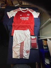 Kids Arsnel Home Football Shirt, Shorts & Socks size, 28 12-13 Years old