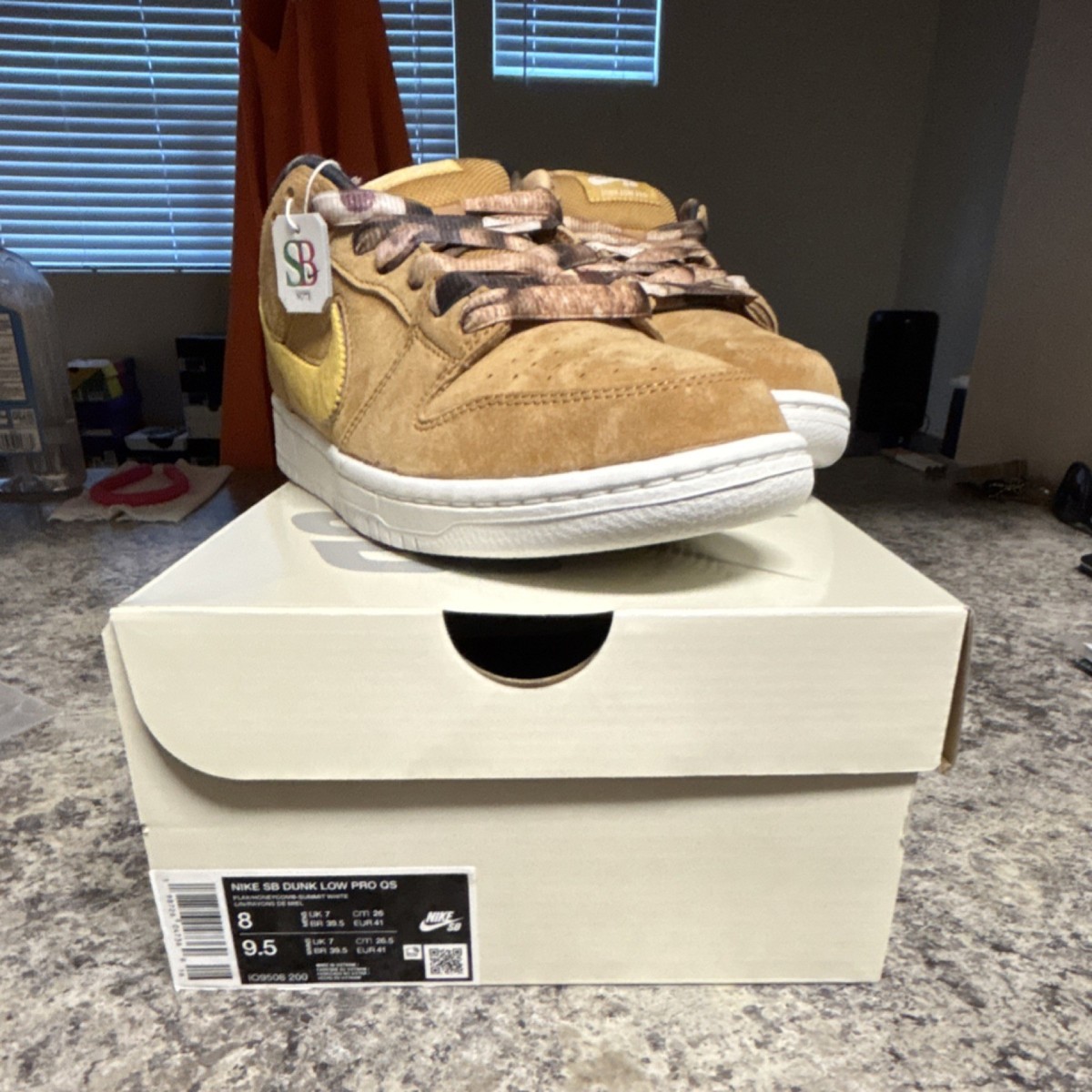 NOTE Manchester x Nike SB Dunk Low Pro QS “Brew & Biscuits” IO9508 