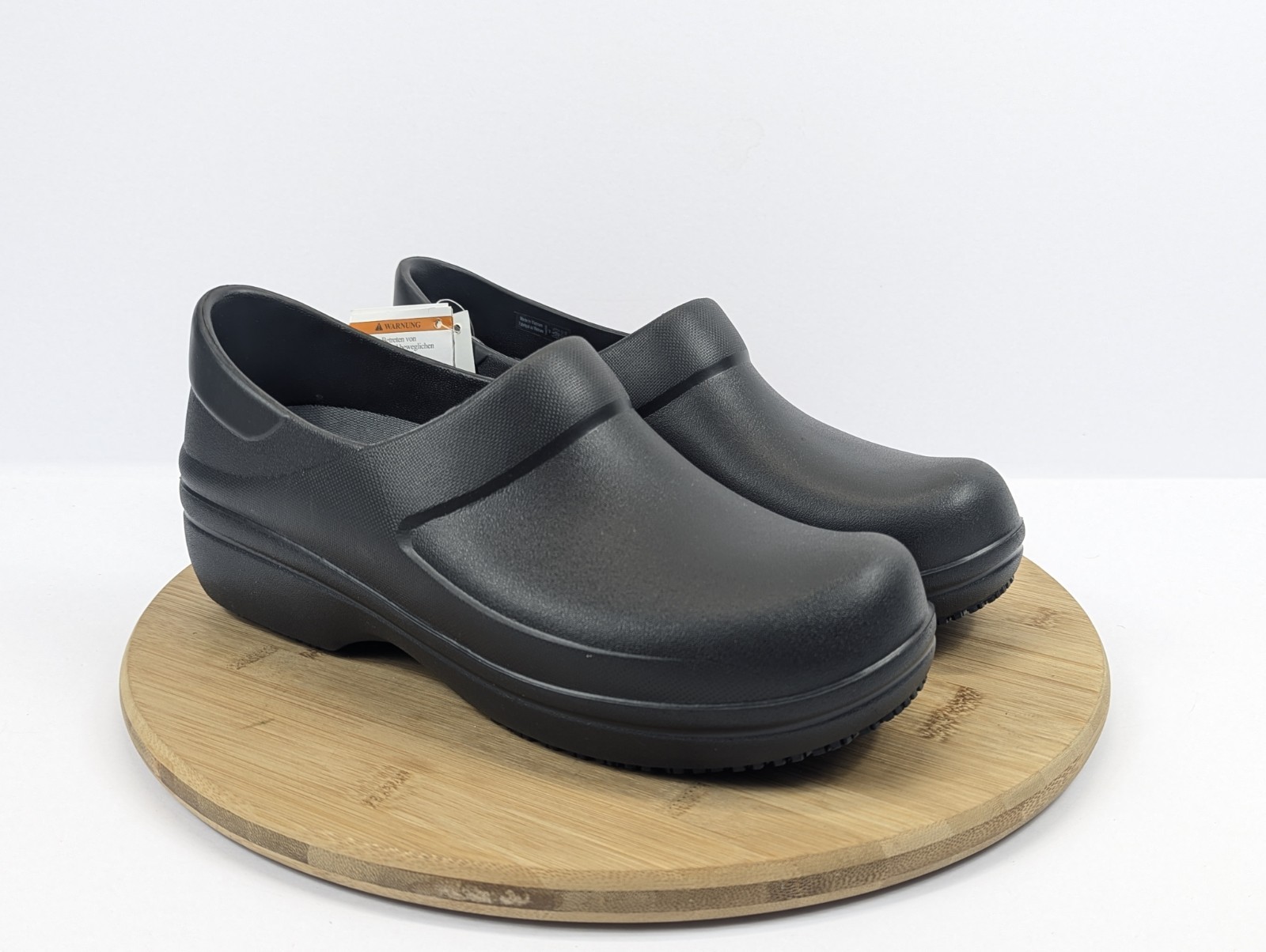 Crocs Clogs Womans 9 Slip Resistant Work Black Slip On Shoes Restaurant Sneakers