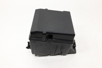 2017 - 2024 NISSAN TITAN 5.6L ENGINE FUSE RELAY JUNCTION BLOCK BOX COVER LID OEM