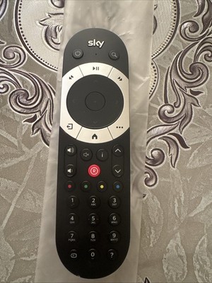 Original Sky Q Touchpad Fernbedienung V2 ECO55   die offizielle ��