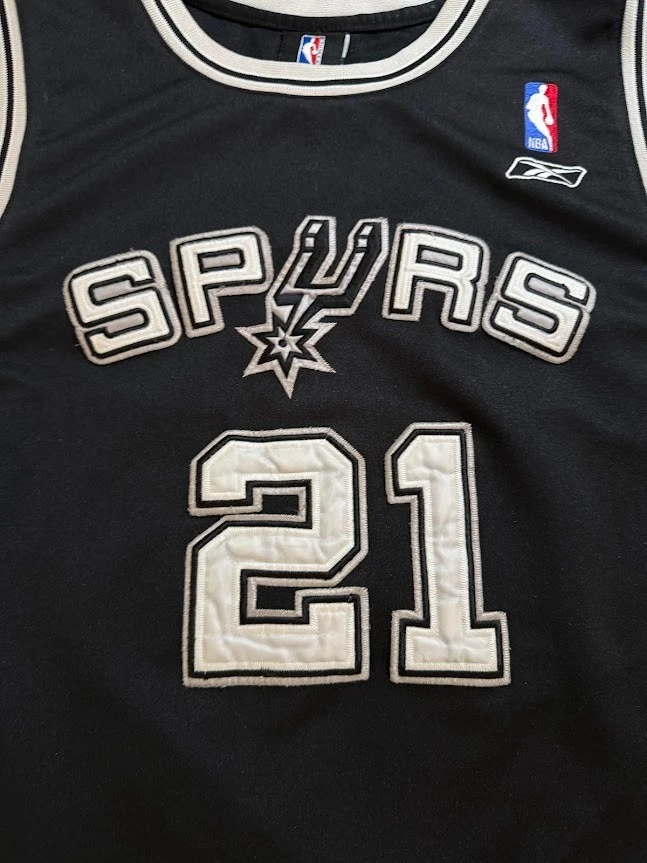 Camiseta deportiva para hombre San Antonio Spurs Tim Duncan #21 Reebok 2XL negra sin mangas. Foto 2 de 4