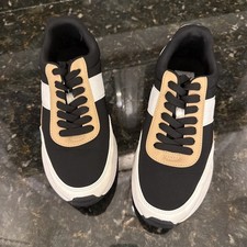 DV by Dolce Vita Bettie Women s Sneakers NEW Size 8 41926-1