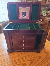 Large Wooden Jewlery Box Green Felt