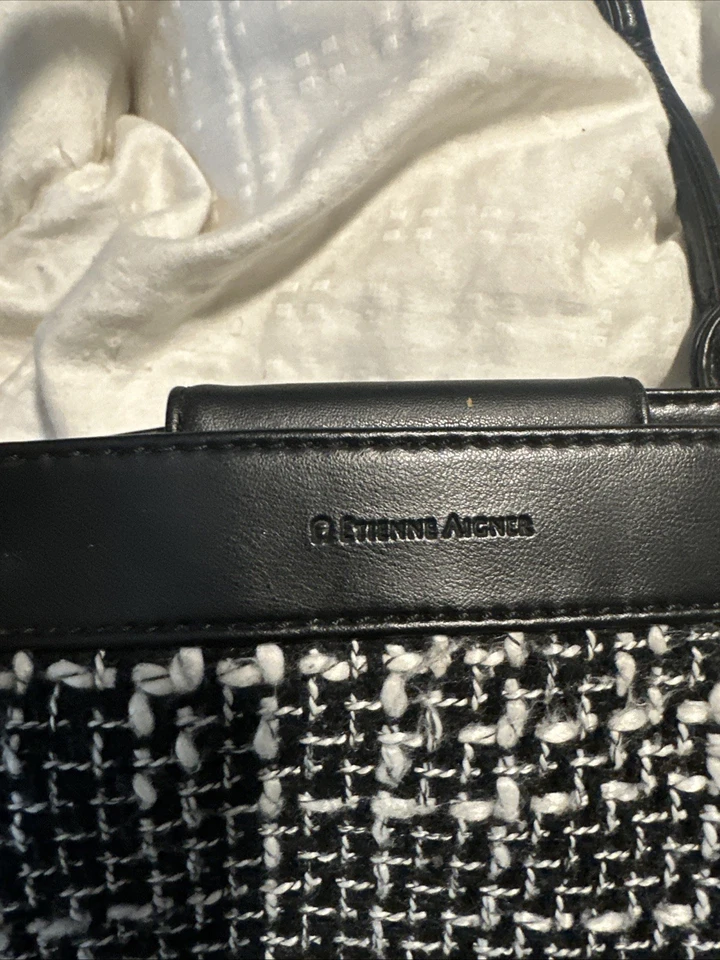 Bolso de Hombro Aigner Eitenne Pata de Gallo Negro Blanco Material de Cuero Usado Bueno Foto 2 de 4