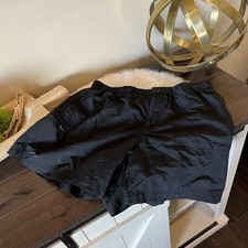 Vintage Columbia lightweight hiking shorts with drawstring and pockets M 361