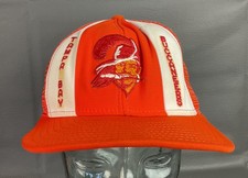 Vintage TAMPA BAY BUCCANEERS Adjustable Snap Back Mesh Cap
