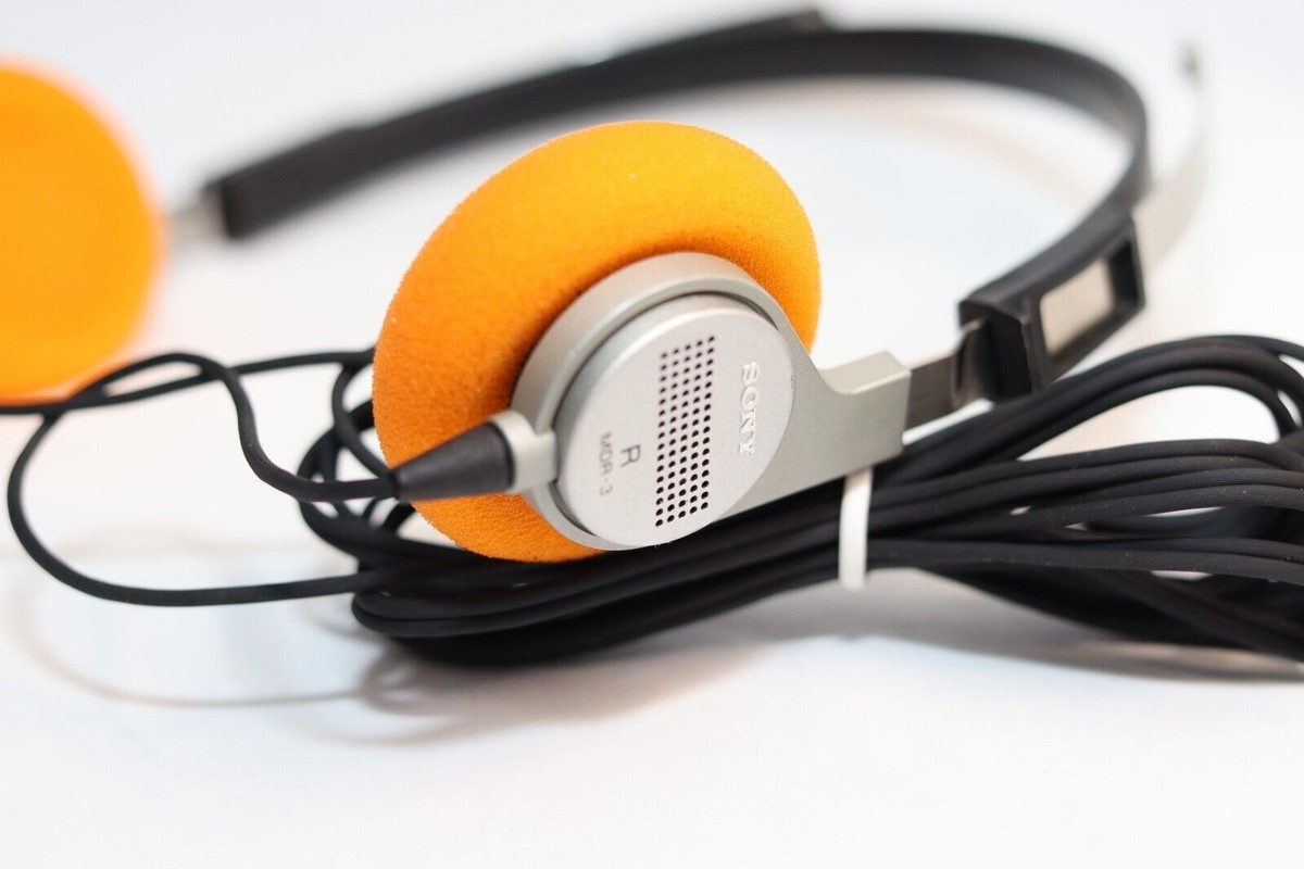 SONY MDR 3 Mega Never been Still in original box