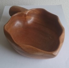 Suszona w piecu drewniana miska owoc ręcznie robiona na Fidżi 1960/1970 dł. 21 cm
