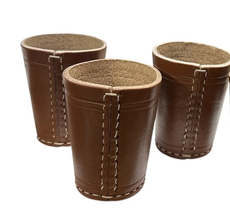 Poker Bar Games Casino Shaker Dice Cup size: 8.5cm x 7cm - Image 4 of 4