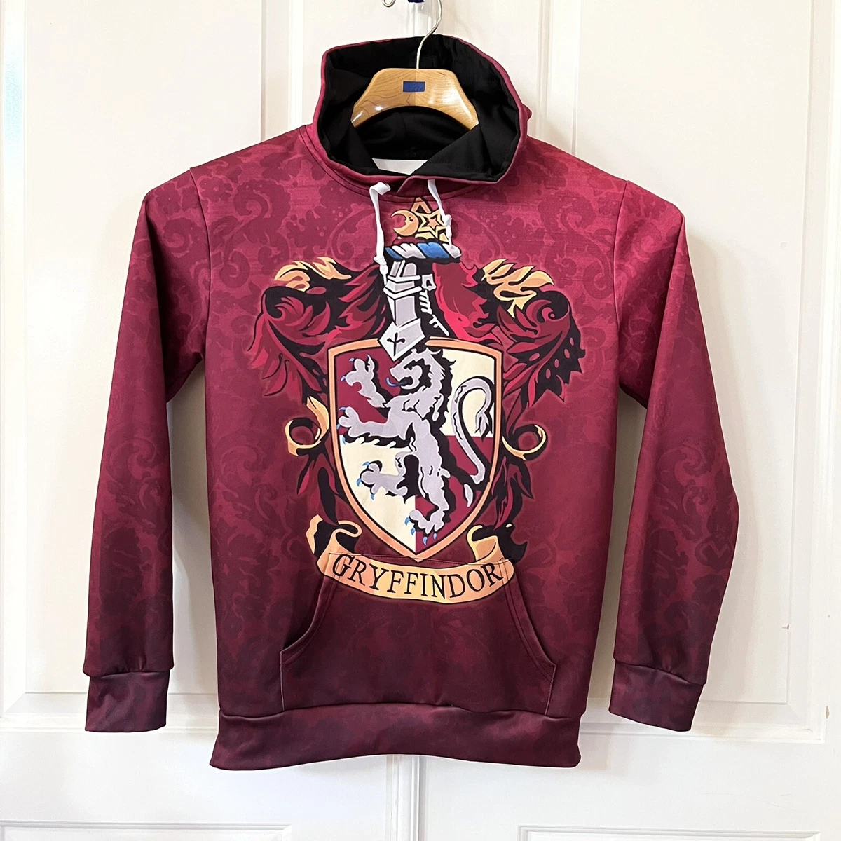 Harry Potter Gryffindor Crest Hoodie Size M Red 2 Side Graphics Long Sleeves Men
