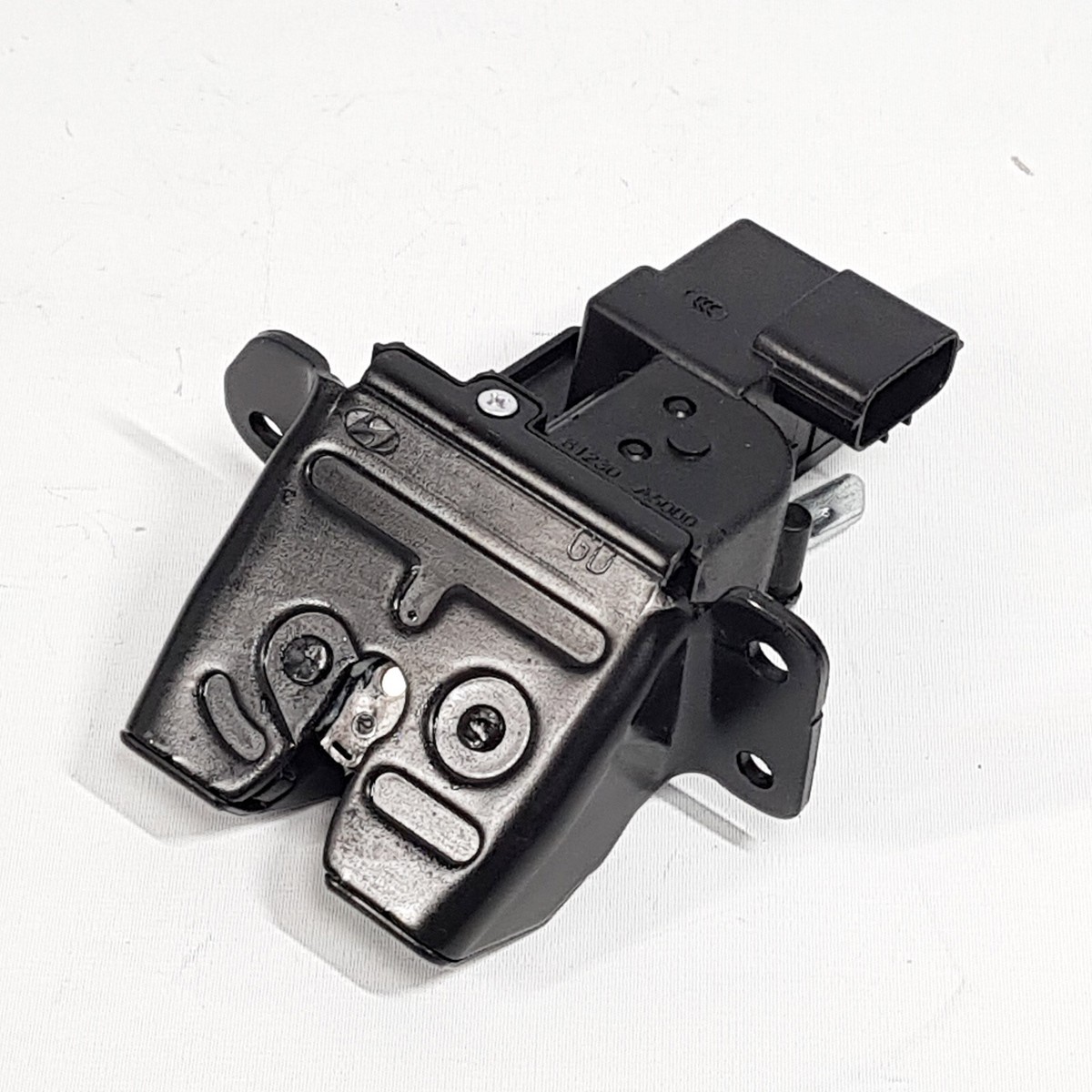 テールゲートラッチア 81230-A5000 現代エラントラ GT I30 2013-2017