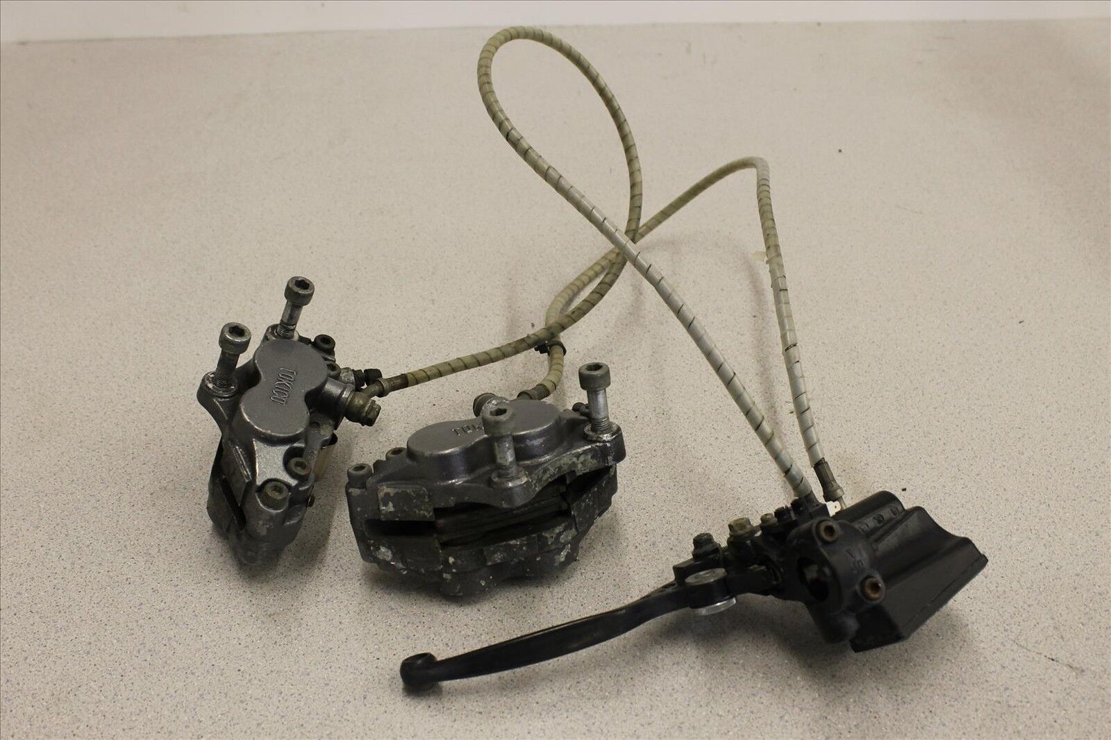 1992 KAWASAKI ZX 1100 NINJA FRONT BRAKE CALIPERS MASTER CYLINDER ASSY  ZX1100 92