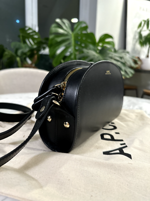 A.P.C. compact denti luna mini ブラック A.P.C Black Mini Demi Lune Leather Crossbody Bag New With Tags APC
