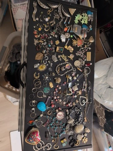 Vtg Lot Of Costume Jewelry & Other Misc For Parts Repair Crafts Some Wearable