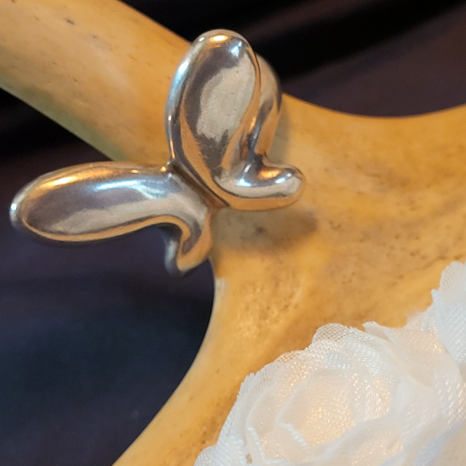 UNO de 50 Butterfly Statement Ring Collectible Pi… - image 8