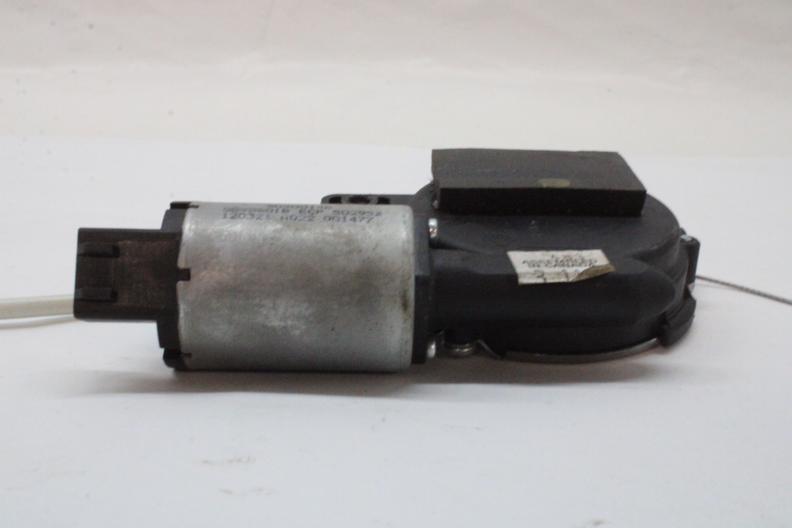 2022 MASERATI LEVANTE FRONT LEFT SEAT LUMBER ADJUST MOTOR OEM 2017-2024