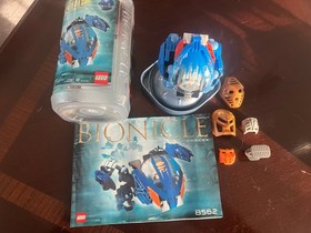 Vintage 2002 Bionicle Set 8561 Nuhvok,  8562 Gahlok, 8563 Tahnok, 8564 Lehvak