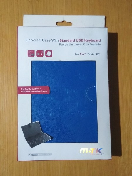 Funda con teclado para tablet 6-7'' (USB-micro USB)