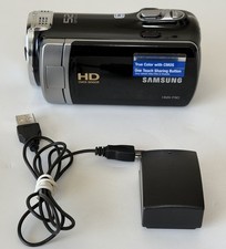 Samsung Camcorder HDMI Output 52x Optical Zoom HD HMX-F90 Bundle