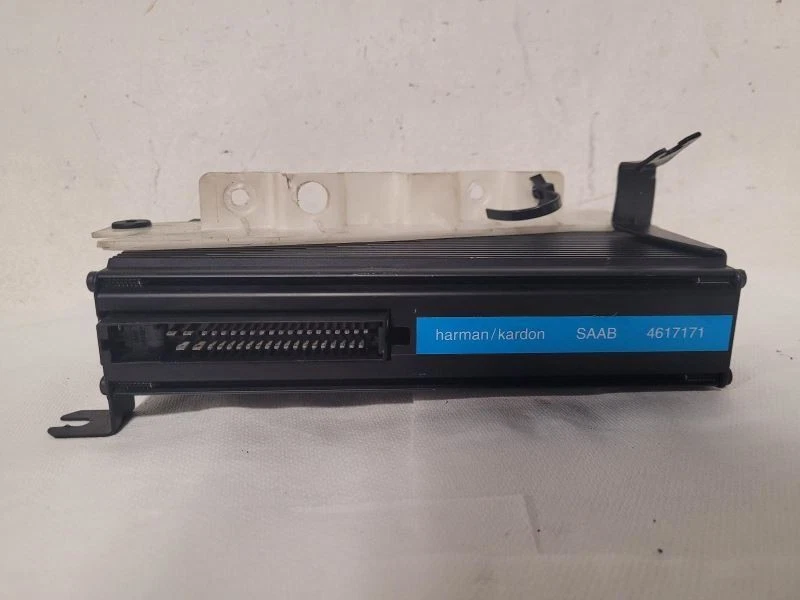 Equipo de audio radio VIN E amplificador de cuarto dígito compatible con 99-10 SAAB 9-5 1547299 Foto 2 de 4