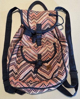 Roxy Women s Drifter 2 Drawstring Backpack In Blue/ Pink Good Condition.