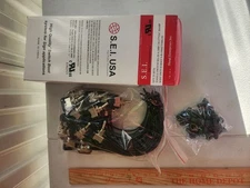 Box of 25 S.E.I SEI20-A-2000 Toggle Switch With Silicone Boot 20A 120-277 VAC