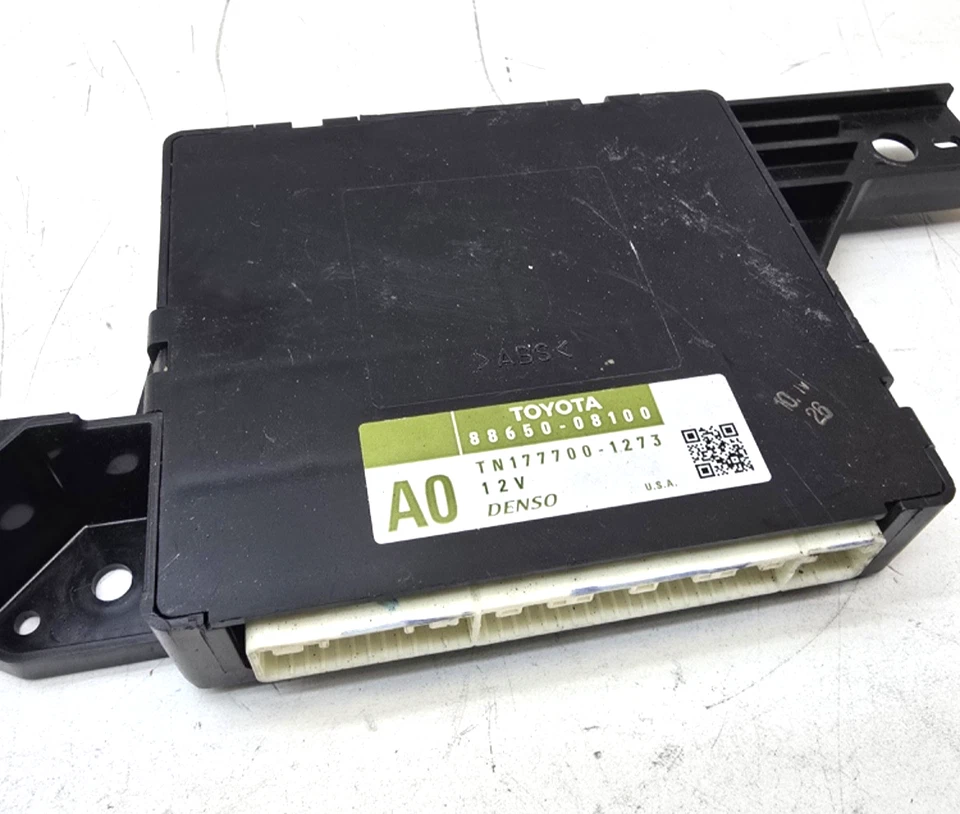Toyota Sienna 2011–2013 A/C Amplifier Temperature Control Module 88650-08100 OEM - Image 3 of 3