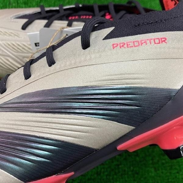adidas Predator Elite Low HG/AG Platina Metallic/Aurora Black
