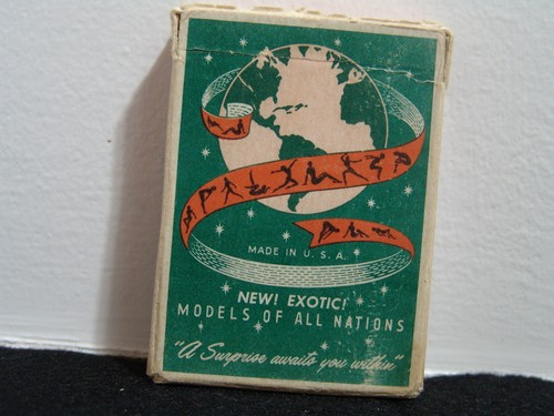 NEW! EXOTIC! MODELS OF ALL NATIONS PLAYING CARDS BY FREDERIC ENTERPRISES - Picture 1 of 7