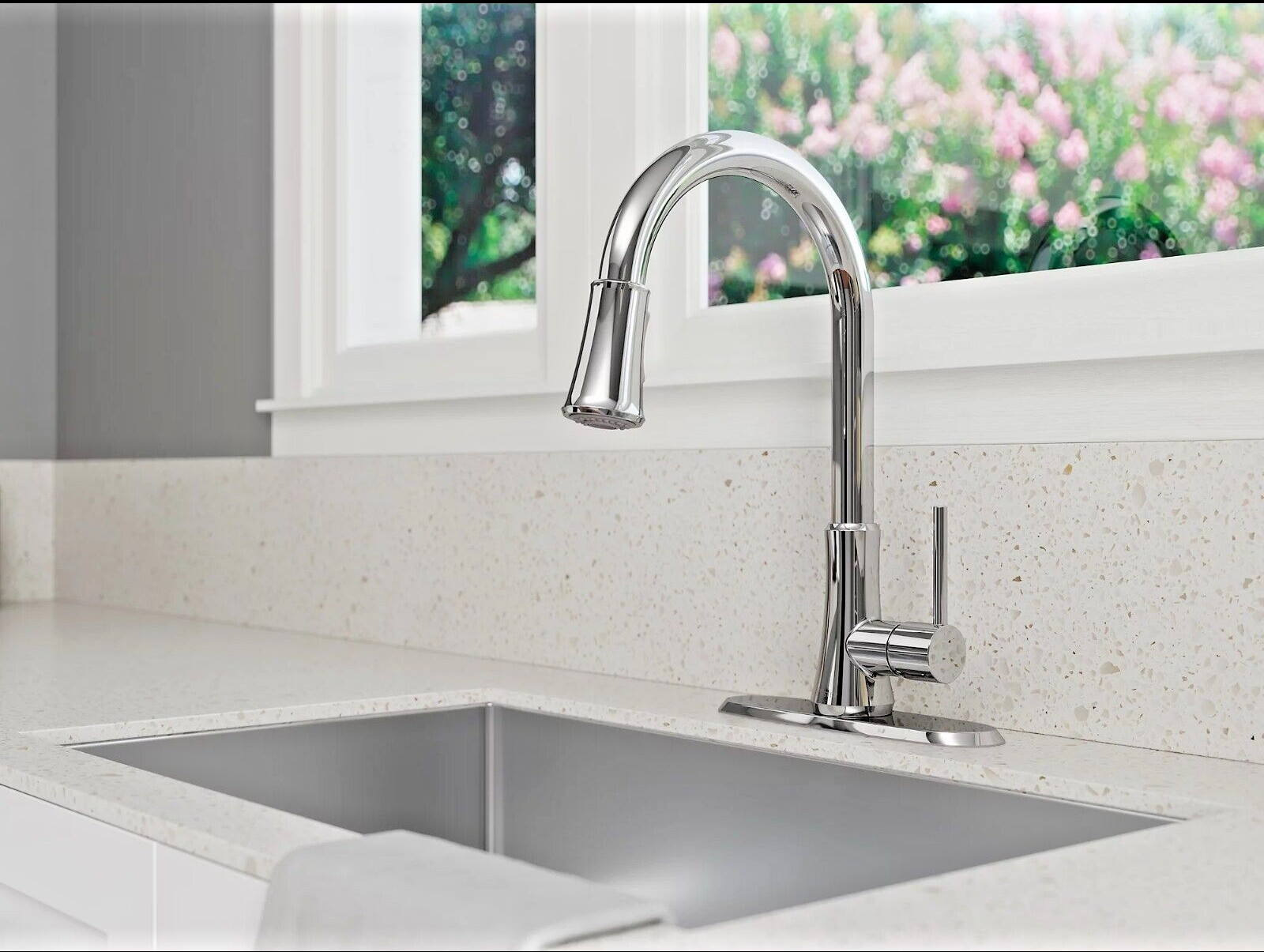 Pfister Series G529-PF2C 1.8 GPM Single Hole Pull Down Kitchen Faucet - Chrome